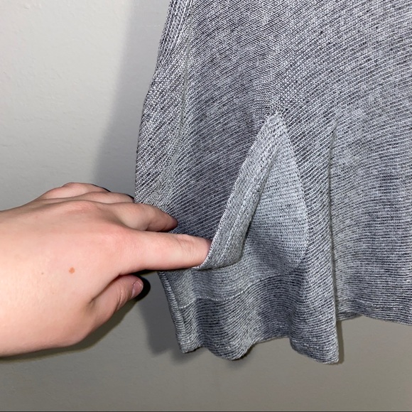 Urban Outfitters medium gray cropped tank - Picture 3 of 3